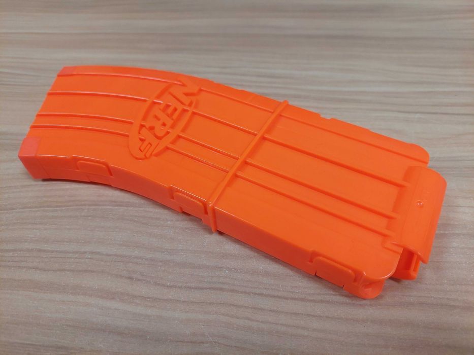Hasbro Nerf Elite 2.0 Wyrzutnia Motoblitz CS-10 + strzałki F5872 A N44