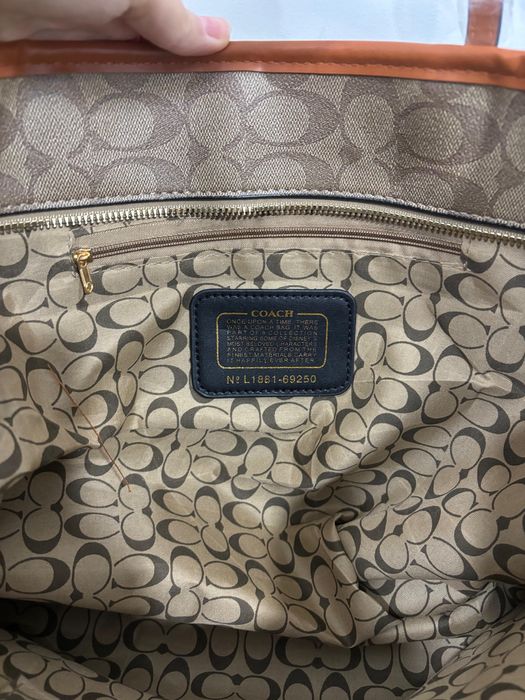 Bolsa coach  necessaire cloutch mala de mão castanha bege