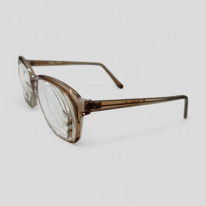 Очки для зрения, стекло