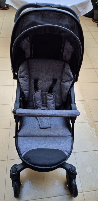 Carrinho Zippy como novo