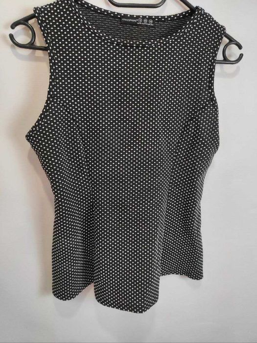 Bluza Damska Kropki Falbana  bez Rekawow Atmosphere (L)