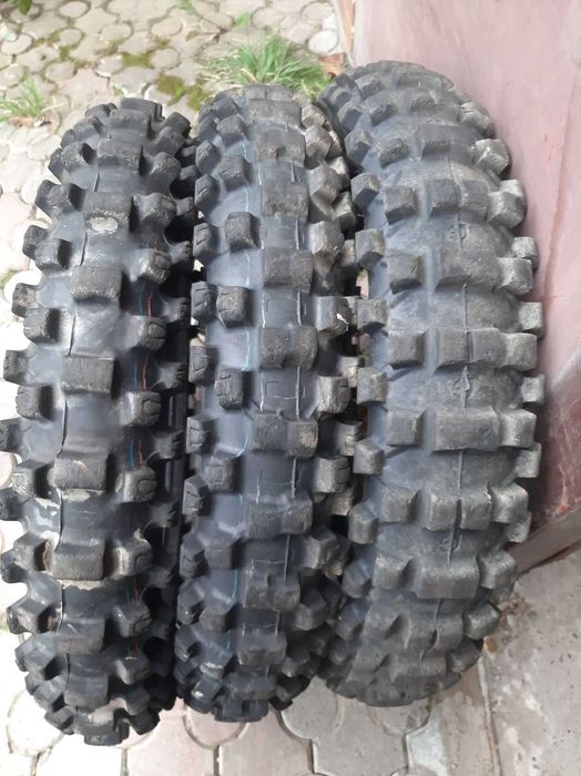 Мото резина радиус Р 19 кросс.