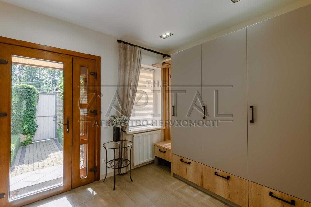 Продажа автономного дома в центре Ирпеня 135м2 ГЕНЕРАТОР + ІНВЕРТОР