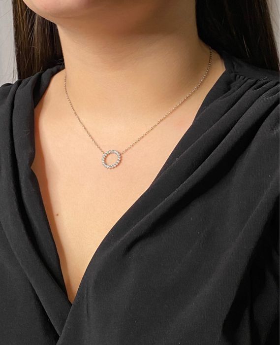 Bijuteria em aço inoxidável (Colares e brincos)