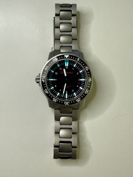 Englemaan Vanguard zegarek jak Sinn toolwatch