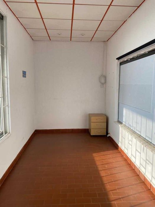 Loja armazém escritório