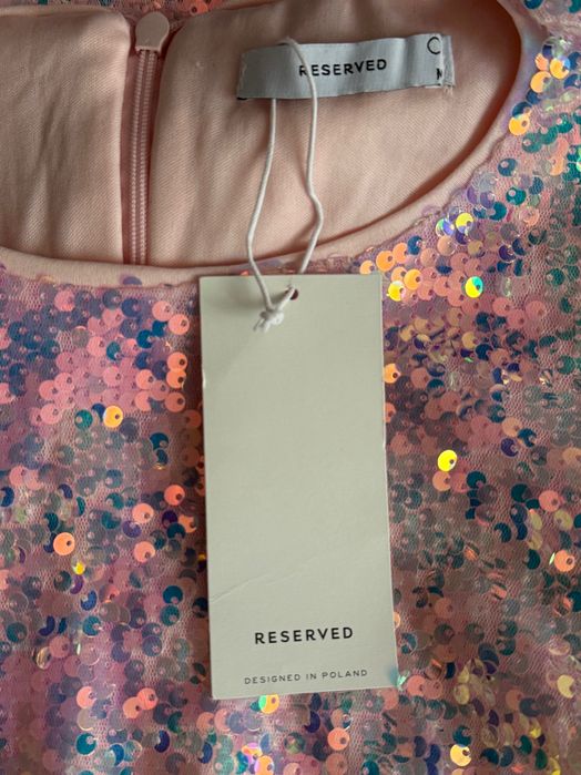 Sukienka cekinowa Reserved M