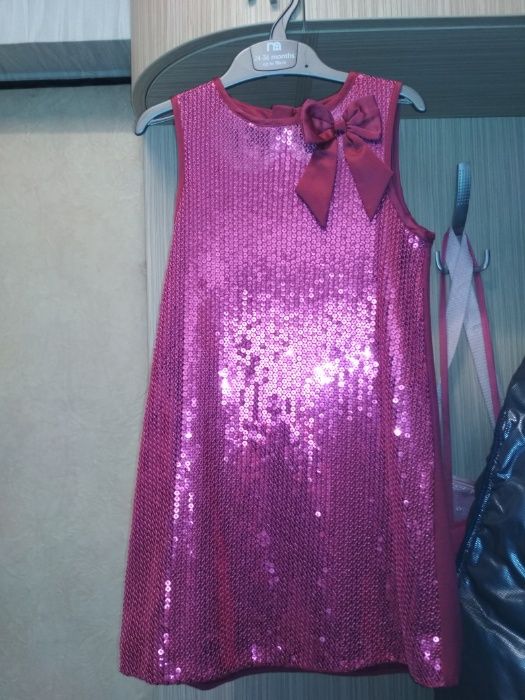 Продается коктельное платье Mothercare 5-6 лет