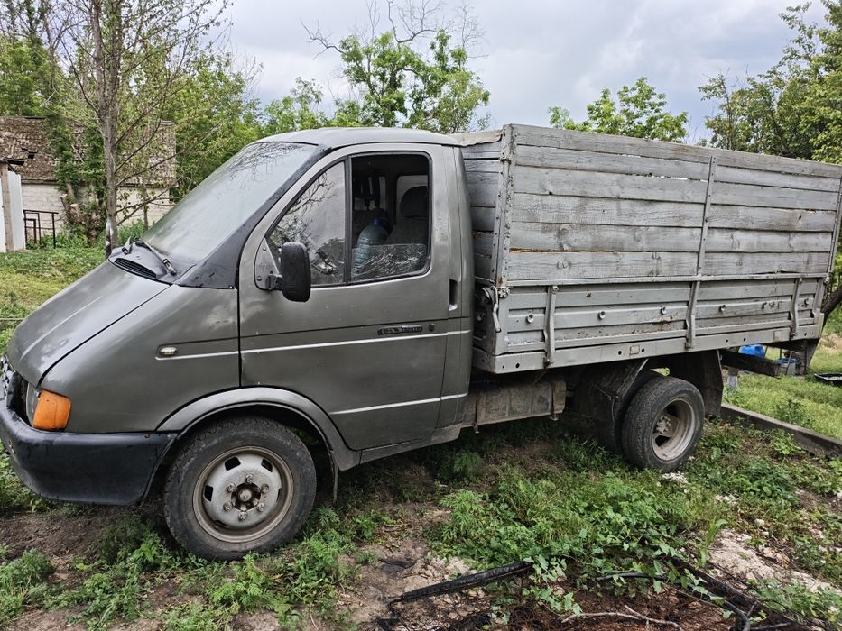Продам газель 402