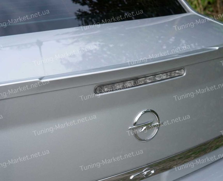 Лип спойлер на крышку багажника Opel Vectra C, Козырек на заднее стекло Опель Вектра Ц