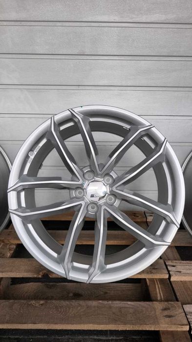 Felgi aluminiowe  Mercedes Audi Vw Skoda Seat 20" 5x112 Nowe (OL721F)