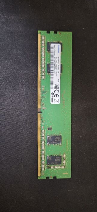 Оперативна пам'ять Samsung DDR4 4gb