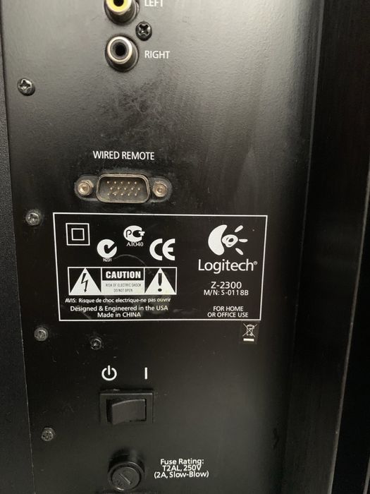 Сабвуфер Logitech Z-2300.