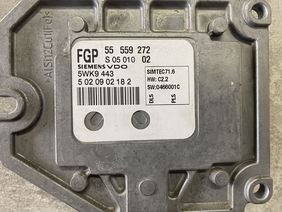 Блок управління двигуном Z18XE ЭБУ Опель Opel управление двигателем