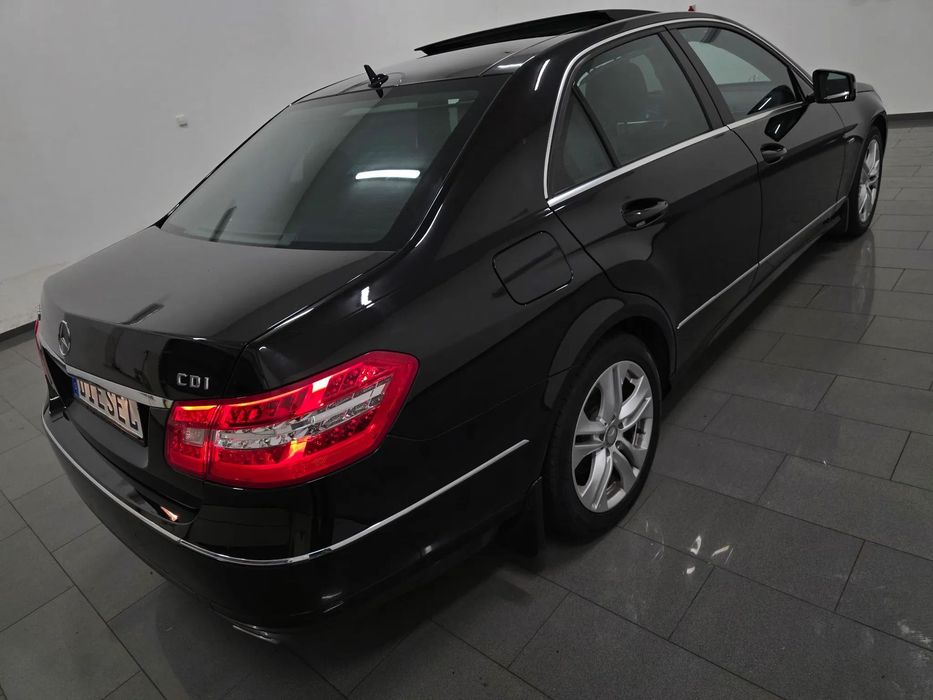 Mercedes-Benz Klasa E Salon PL BiLed AMG Panorama Navi Kamera Skóry Pdc Ambilight Memory Ful