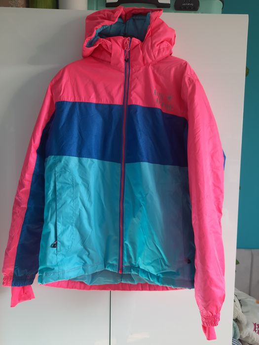 Nowa kurtka zimowa sportowa 158/164