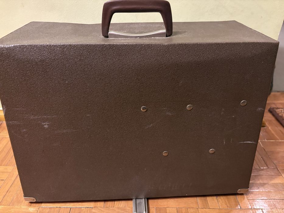 Maszyna do szycia Predom Łucznik 466