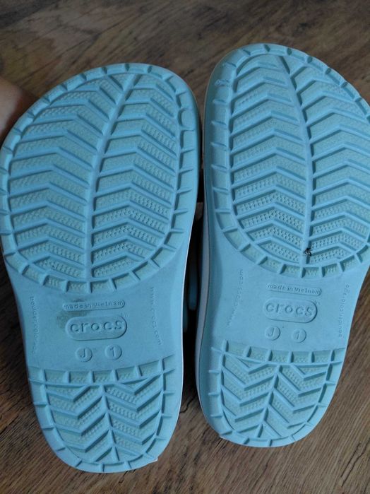 Crocs J1 rozm 32/33