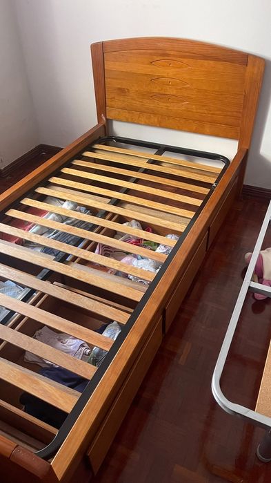 Cama solteiro + 4 gavetas
