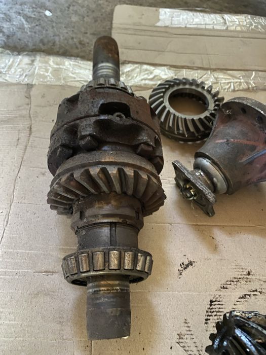 Диференціал/Хвостовик Переднього Моста МТЗ-82. Запчастини ПВМ МТЗ-82.