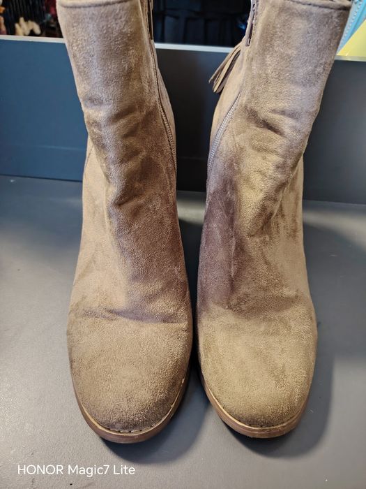 Buty damskie zamszowe