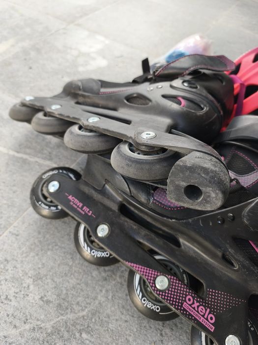 Par de patins em linha
