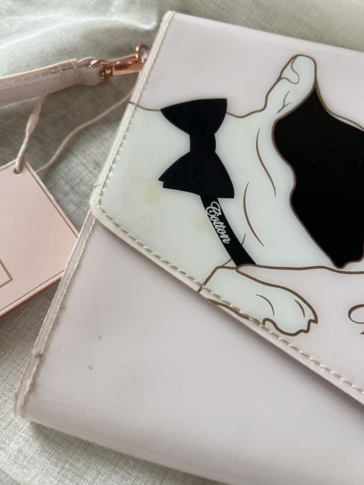 Новий клатч із бульдожками від Ted Baker