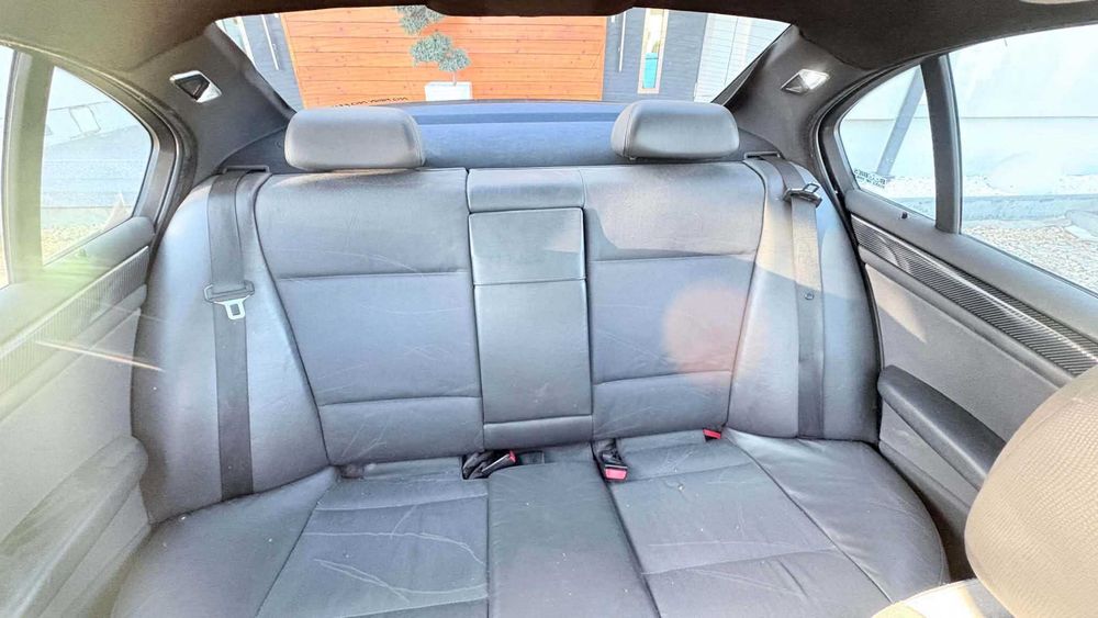 BMW E46 328i Manual