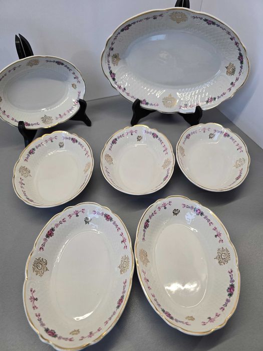 Stara Porcelana lata 60-te zestaw salaterek Korosten 6 plus 1.