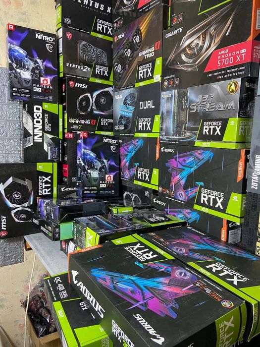 Коробки від Відеокарт