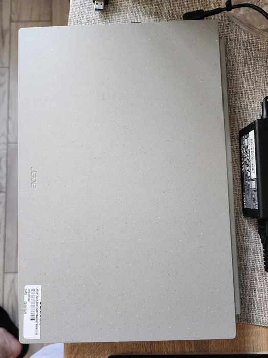 Ноутбук Acer Aspire Vero AV15-51-7617 15.6" FHD Core i7-1195G7 16\512G