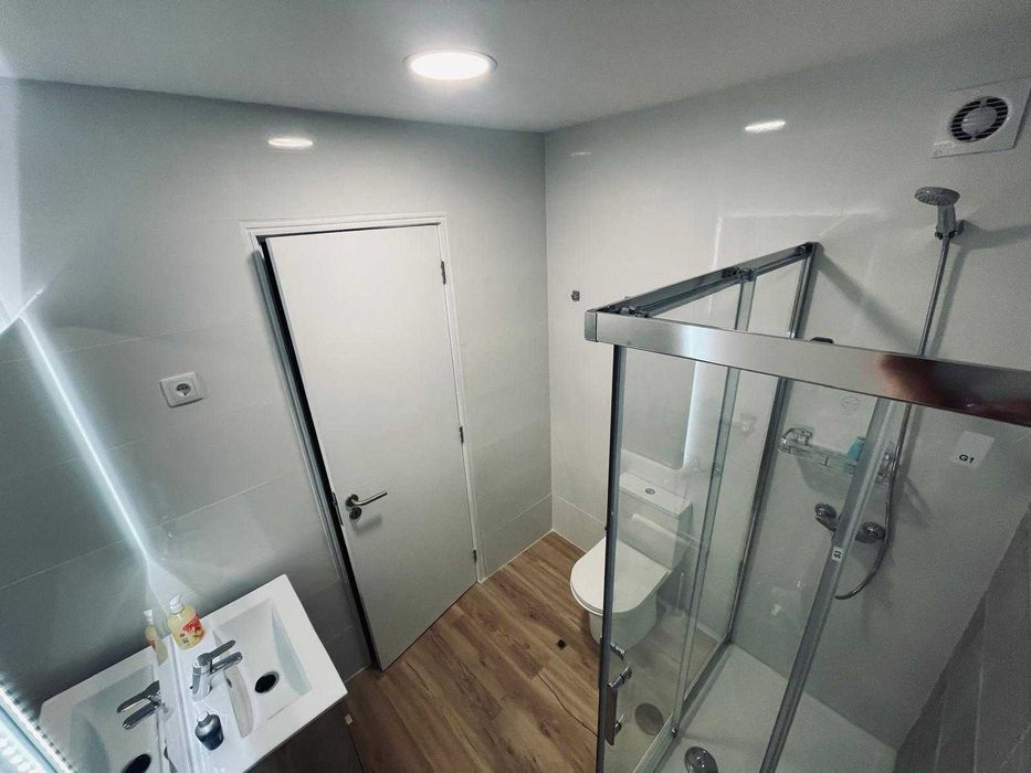 Quarto para arrendar a estudantes/professoras