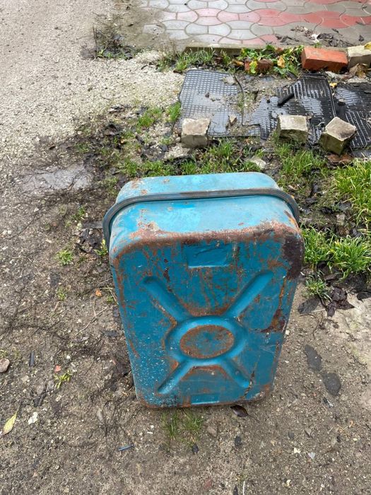 Канистра советская 40 литров