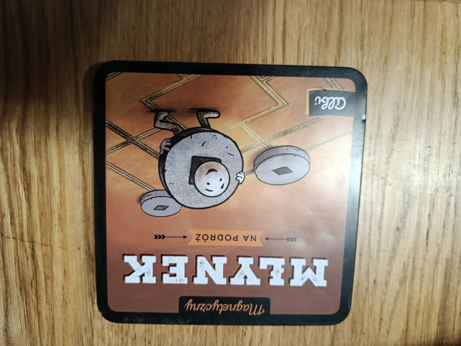Magnetyczny młynek na podróż gra