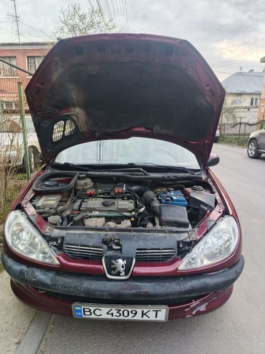 Авто Peugeot 206