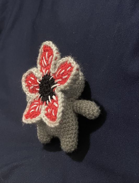 Игрушка демогорган из очень странных дел