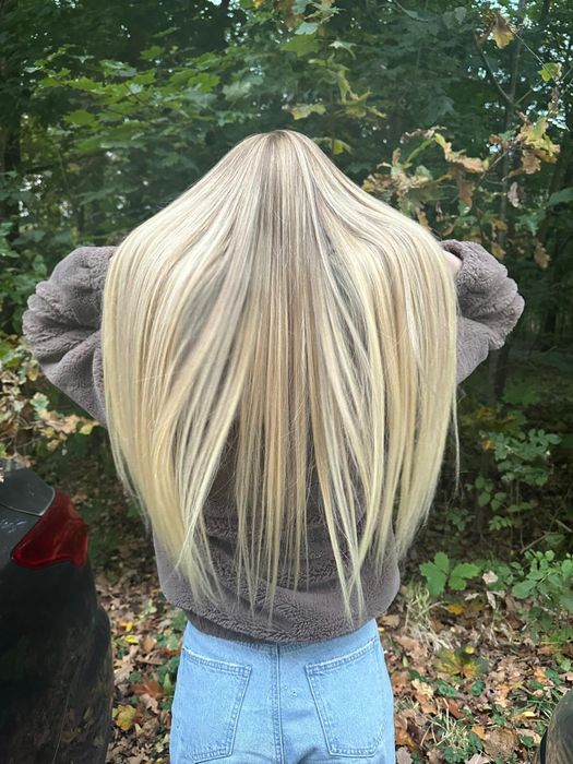 Przedłużanie i zagęszczanie włosów / koloryzacja