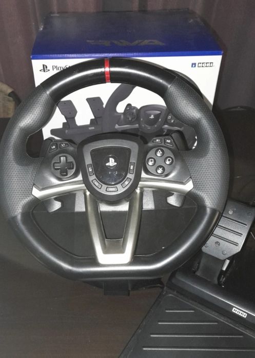 Volante + Pedais HORI Apex (PS5/PS4/PC - Preto)