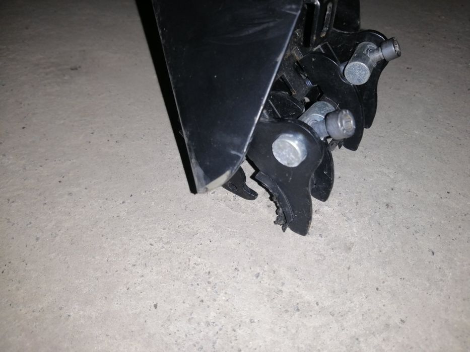 Багажник на крышу Thule JetBag Apollo 500