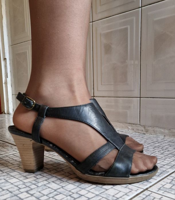 Шкіряні босоніжки,супер зручні