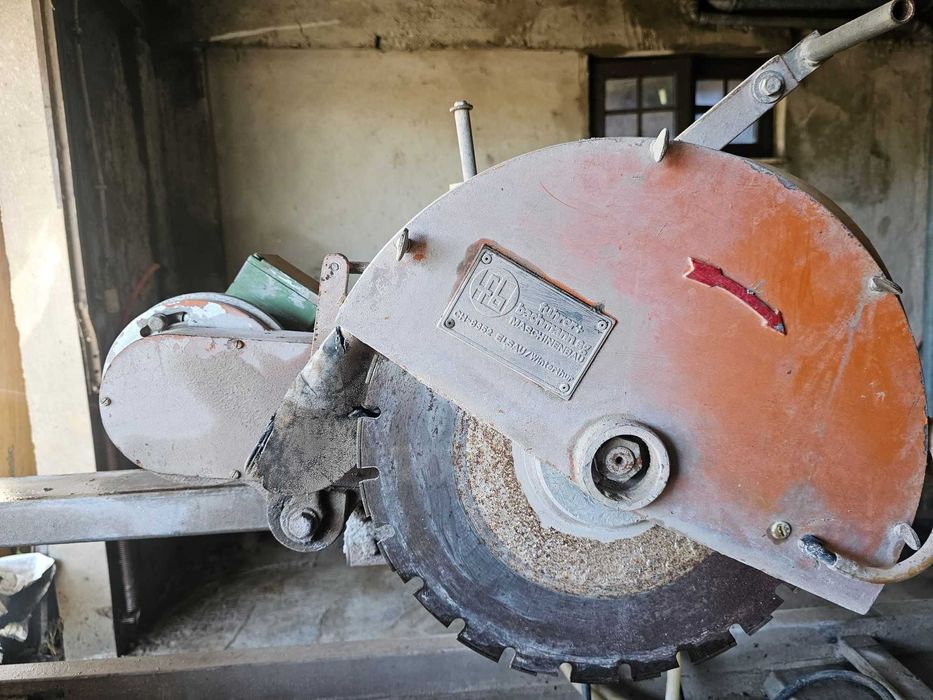 Serra de mesa com disco de diamante 380v