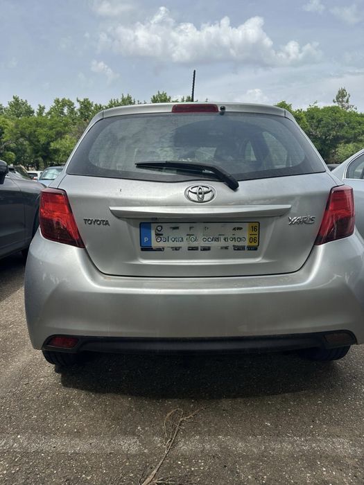 Toyota Yaris 1.0 VVT-i | 63.000 km | Excelente Negócio