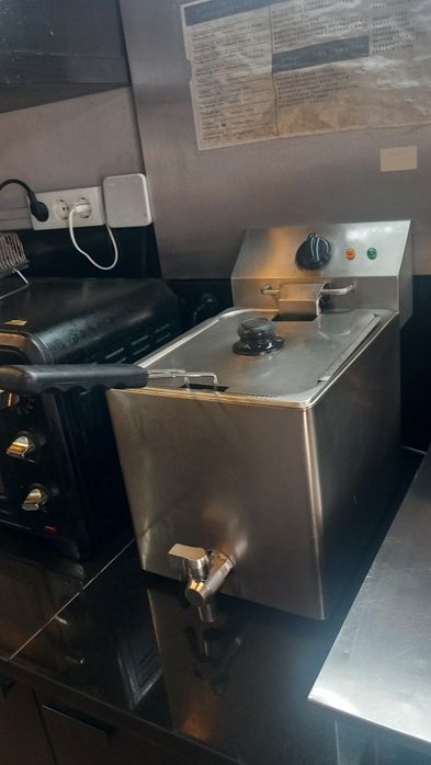 Fritadeira Elétrica Profissional Makro 8L