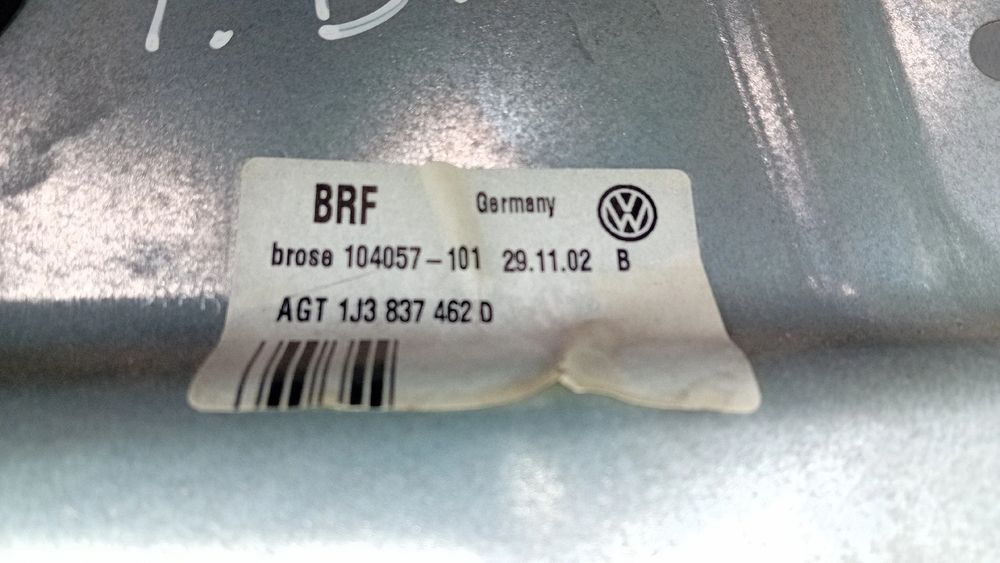 Elevador vidros frente direito VOLKSWAGEN Golf IV (1J1)