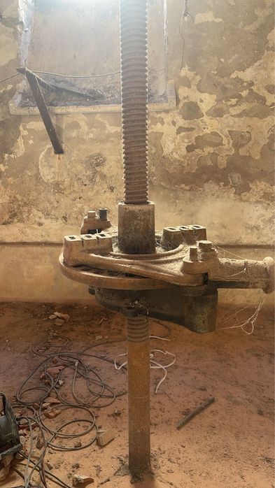 Prensa de Lagar de ferro completa