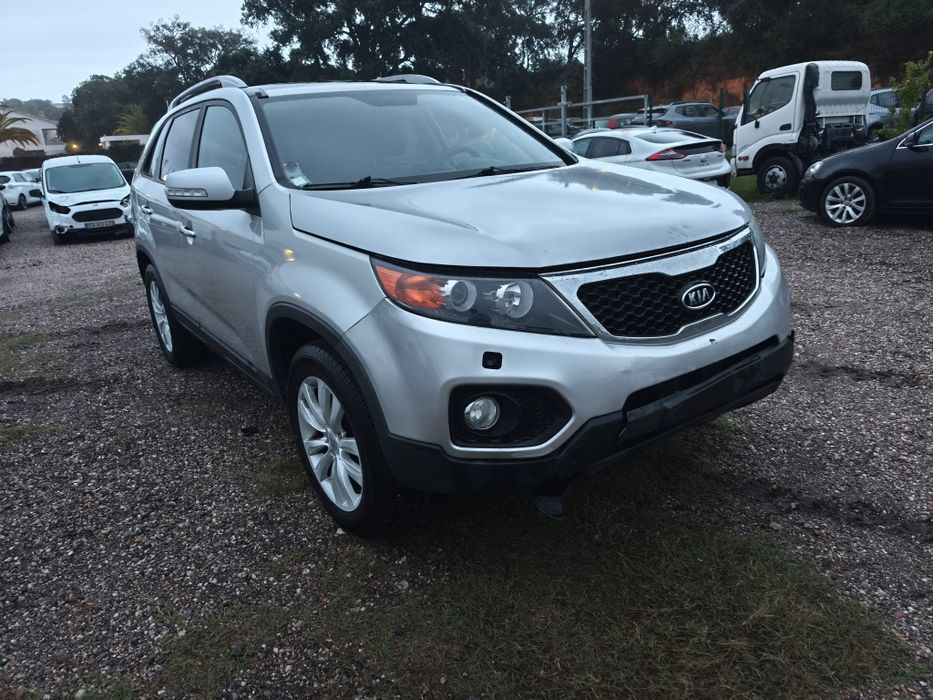 KIA Sorento 2.2 197cv avariado