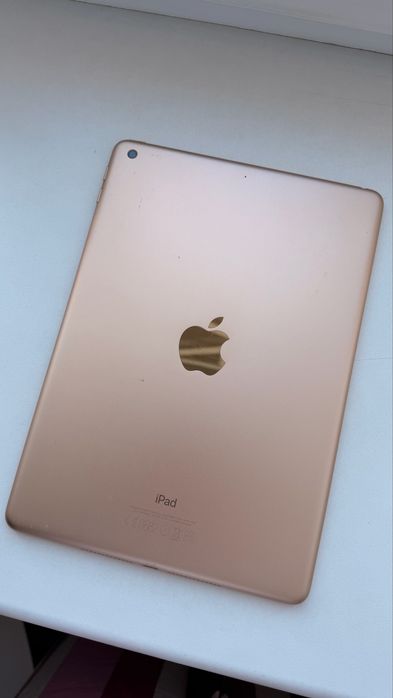 iPad 5 покоління 32 GB Rose gold