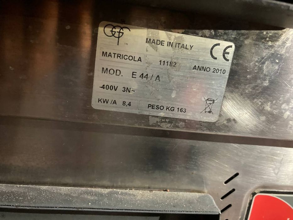 Піч для піци GGF E44/A (пицца печь)
