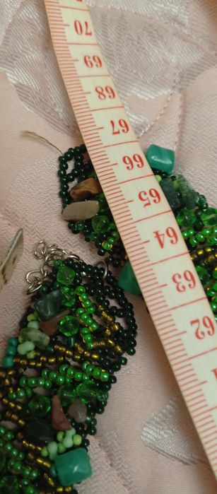 Украшения,колье и брошь.