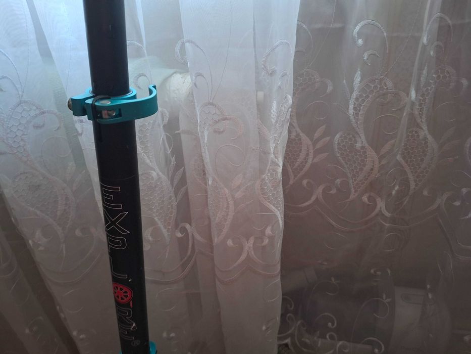 Продам підлітковий самокат